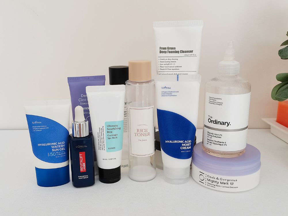 Products for a skincare routine for combination skin